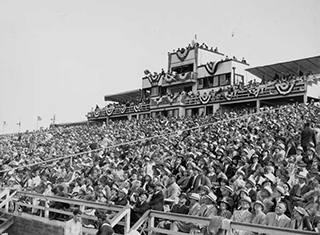 1935 Air Racing Crowd